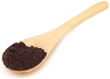 Image of purple Maqui Berry Powder on a wooden spoon